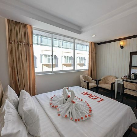 Dong Kinh Hotel Ho Chi Minh City Bagian luar foto