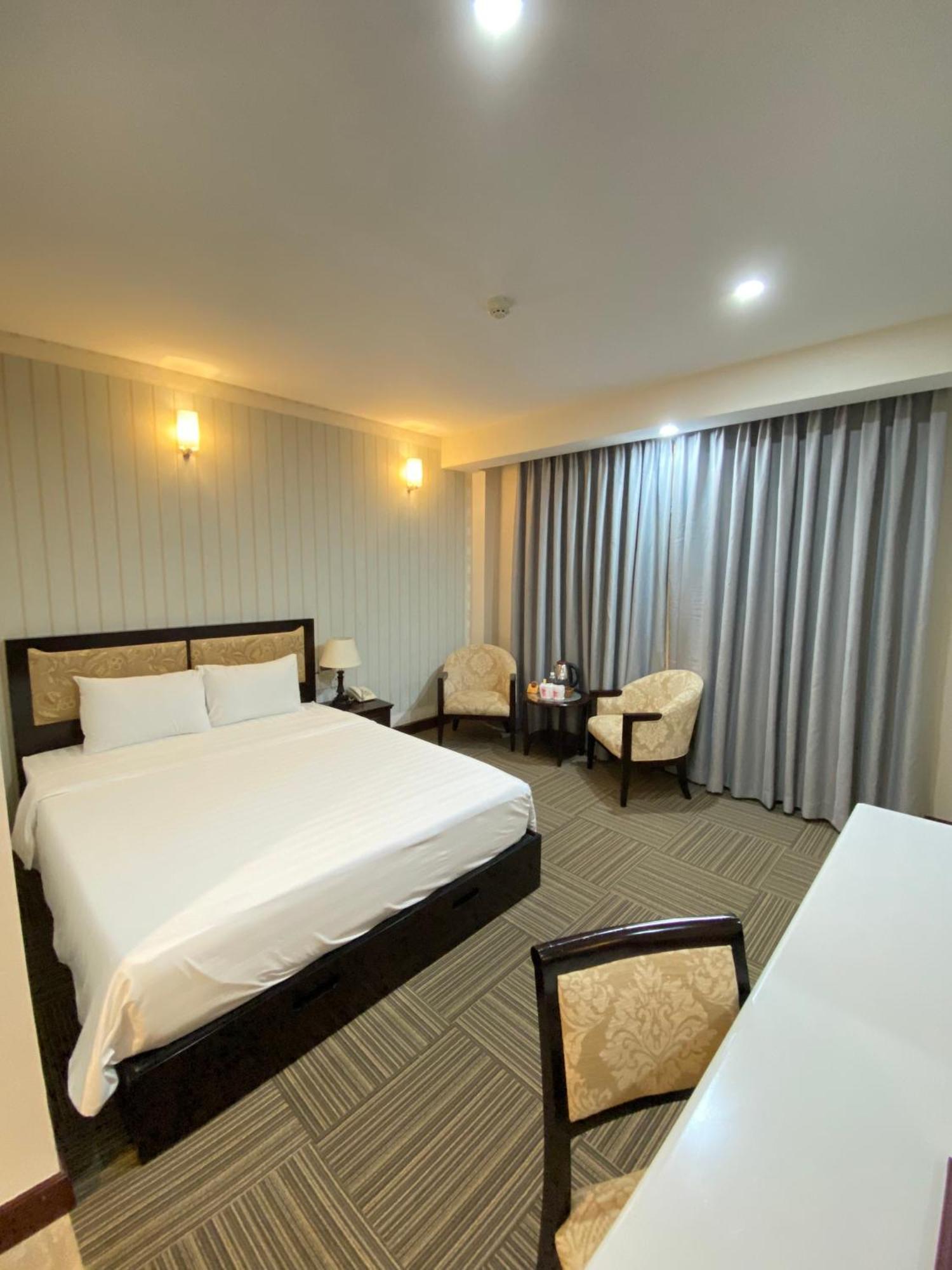 Dong Kinh Hotel Ho Chi Minh City Bagian luar foto