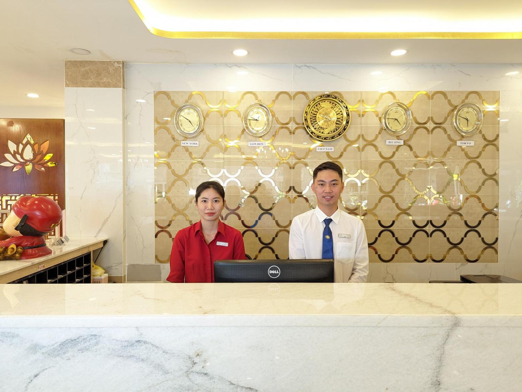 Dong Kinh Hotel Ho Chi Minh City Bagian luar foto