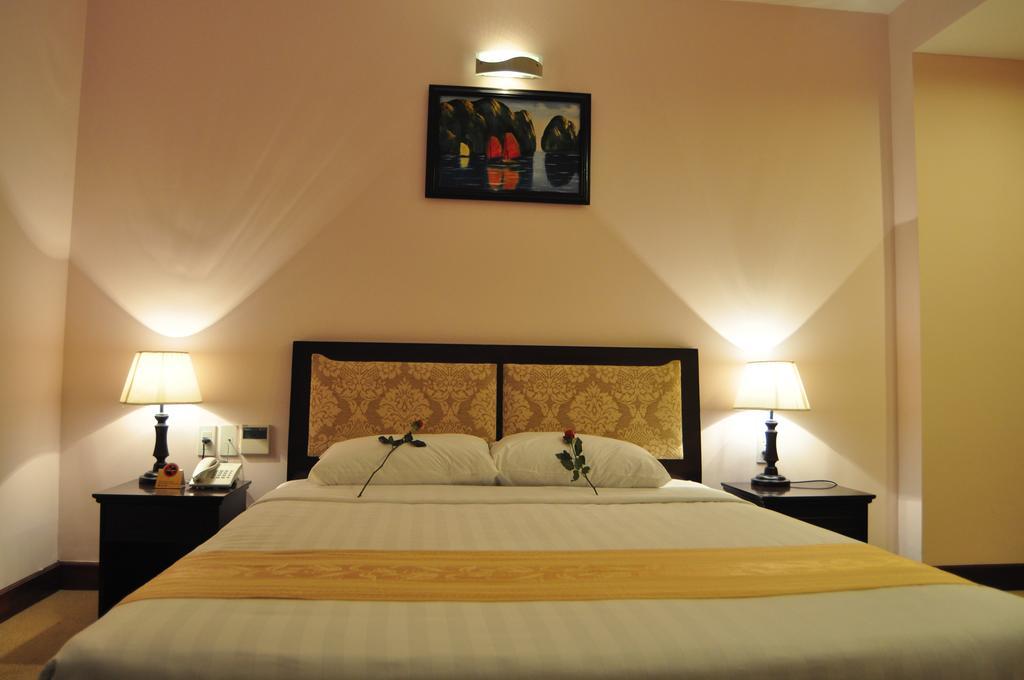Dong Kinh Hotel Ho Chi Minh City Bagian luar foto